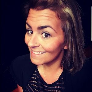 Meet your Posher, Kara